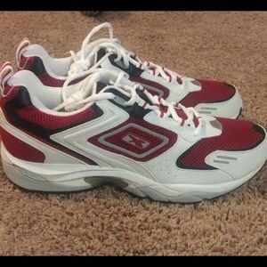 Men’s Reebok running shoe